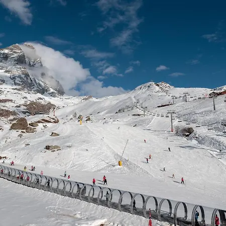 Hellochalet - Croix Du Cervin - 150mt From Cretaz Chairlift, Living Apartment Breuil-Cervinia