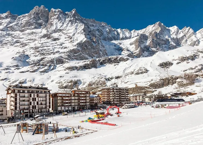 Appartement Hellochalet - Croix Du Cervin - 150mt From Cretaz Chairlift, Living Breuil-Cervinia