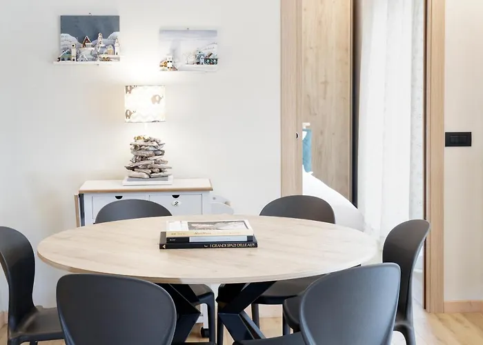 Hellochalet - Croix Du Cervin - 150mt From Cretaz Chairlift, Living Apartment Breuil-Cervinia