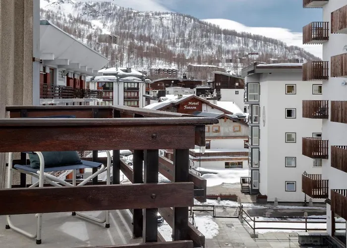 Hellochalet - Croix Du Cervin - 150mt From Cretaz Chairlift, Living Appartement *