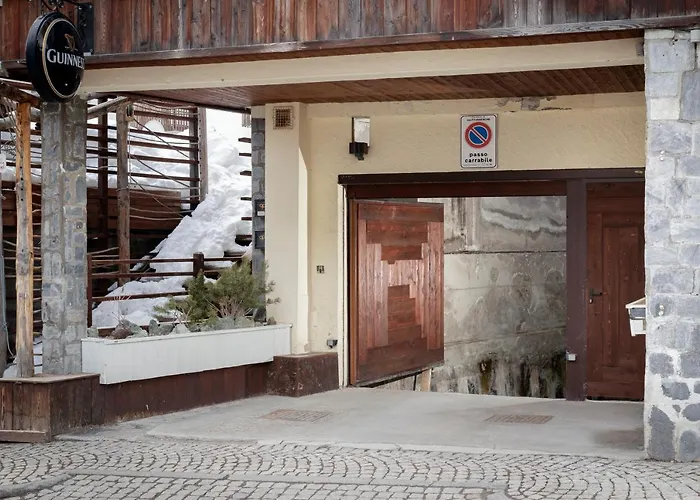 Hellochalet - Croix Du Cervin - 150mt From Cretaz Chairlift, Living Apartment *